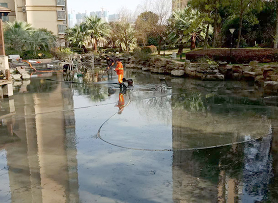 沅陵景观池淤泥清理